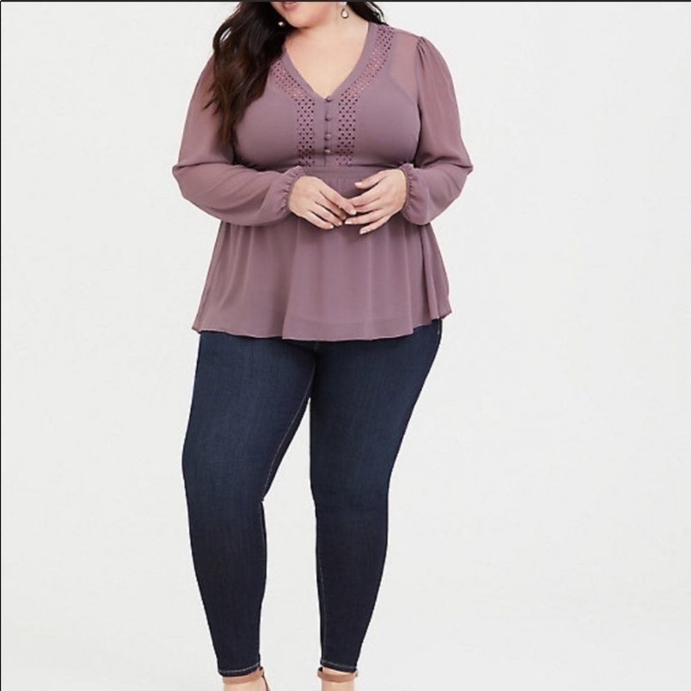 Torrid Chiffon Babydoll Top. Size 00